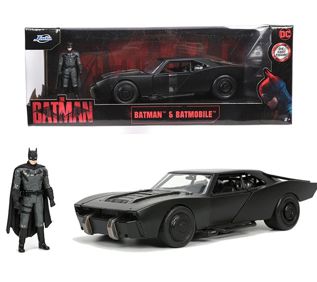 DC Comics Batman con Batmobile film The Batman 2022 scala 1 a 24