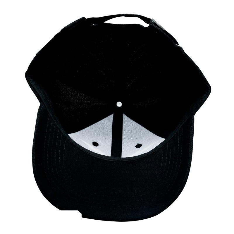 foto della parte interna del cappello con visiera nero di Death Note