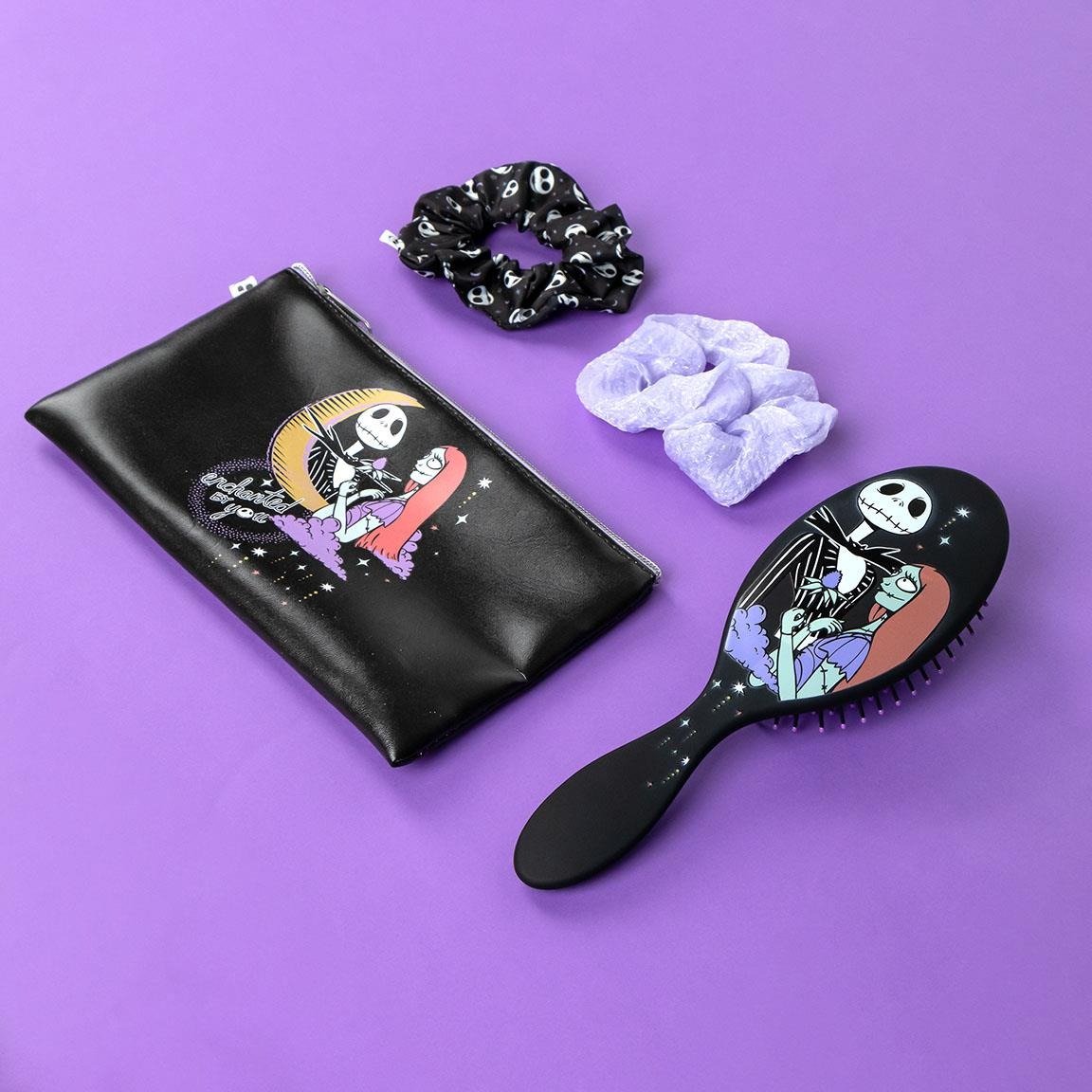 Gift box con beauty case spazzola ed elastici per capelli The nightmare before christmas