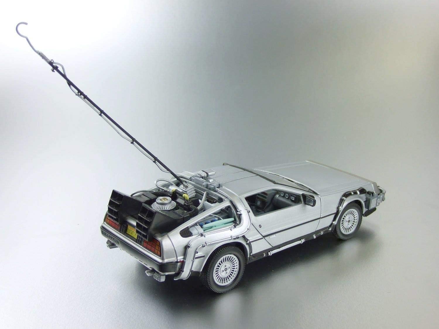 modellino scala 1 a 24 delorean back to the future
