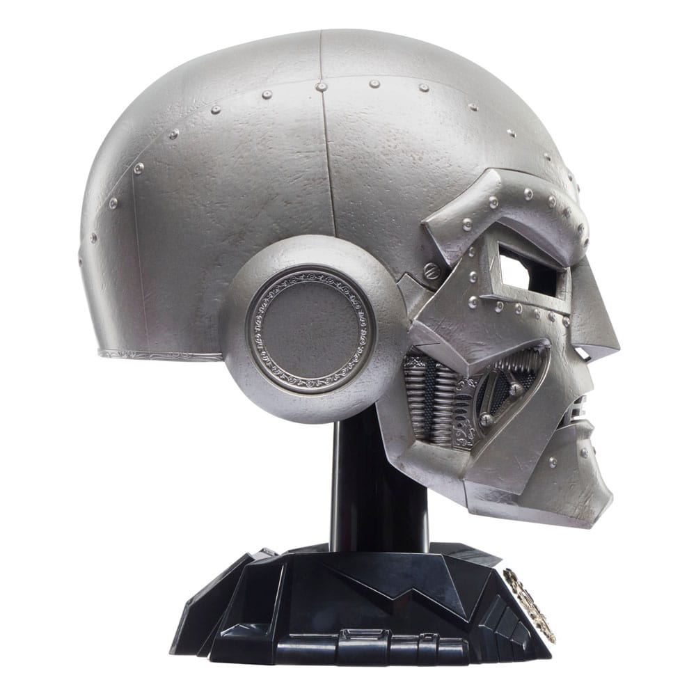 Replica Casco Dottor Doom Premium Marvel Legends Roleplay