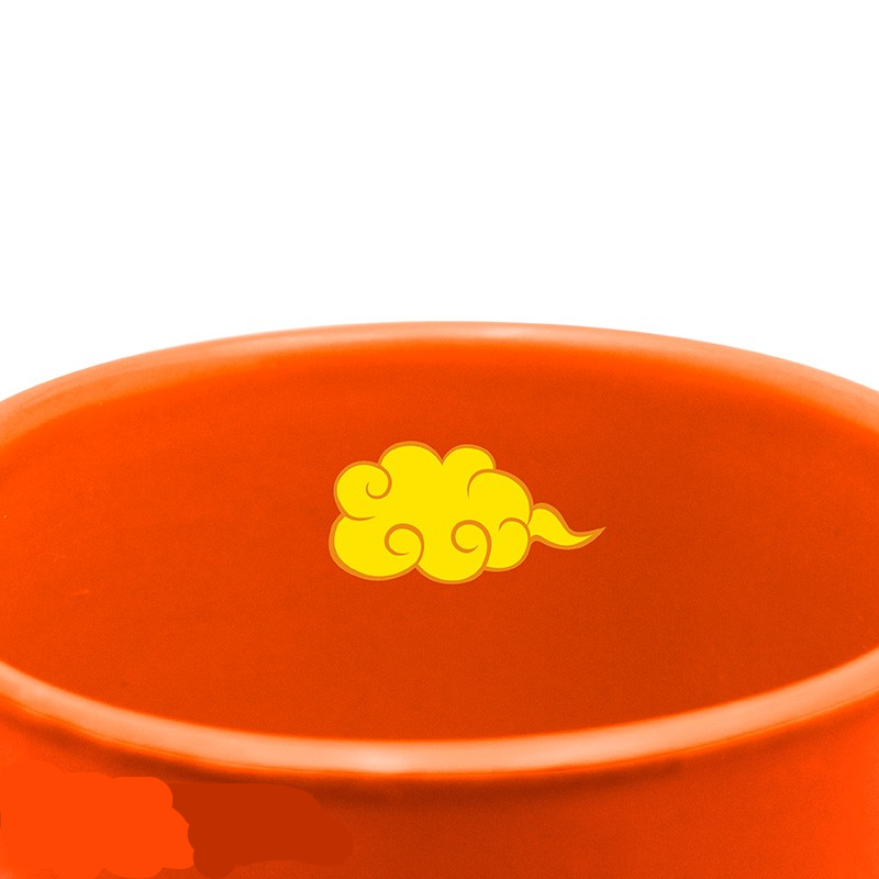 La tazza Dragon Ball Z con Kanji Kame e Go dettaglio all'interno della nuvola Speedy 