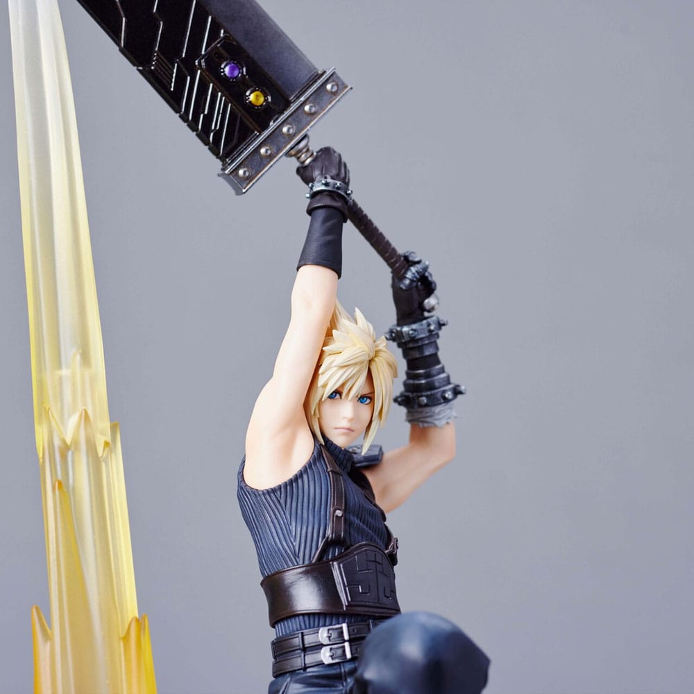 Figure Final Fantasy VII Rebirth PVC Figure Cloud Strife 30 cm